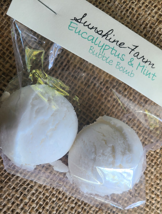 Eucalyptus & Mint Bubble Bomb